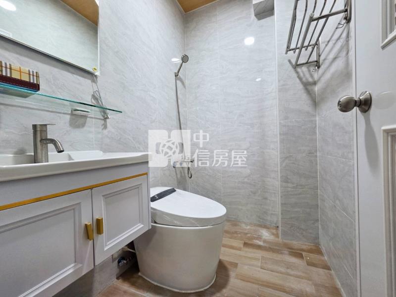 大寮低總價時尚車庫透天房屋室內格局與周邊環境