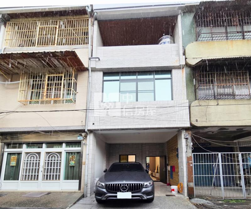 大寮低總價時尚車庫透天房屋室內格局與周邊環境