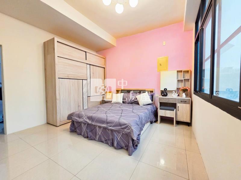 大寮低總價時尚車庫透天房屋室內格局與周邊環境