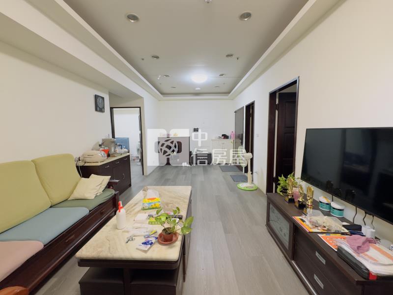 近中壢交流道、復旦國小民族極景三房車房屋室內格局與周邊環境