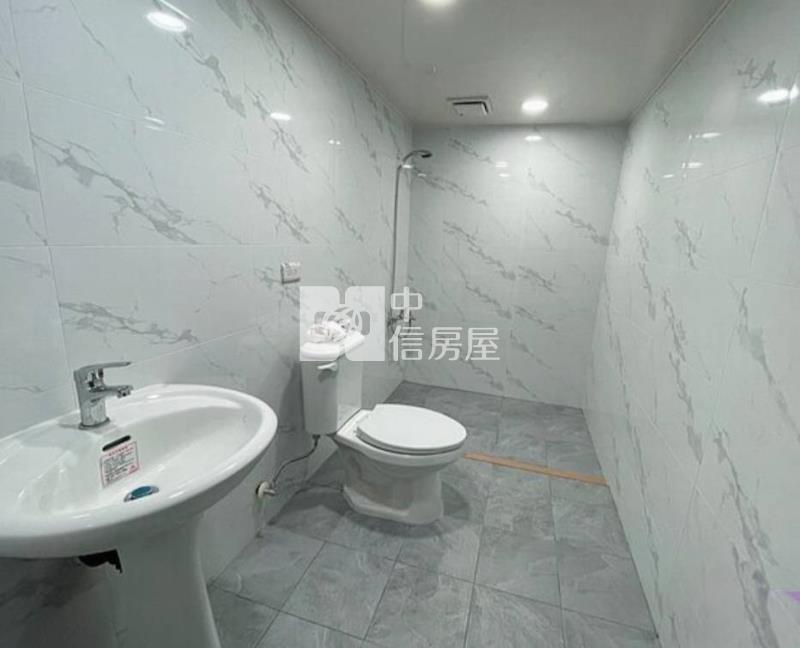 大溪員樹林低總價整新美別墅房屋室內格局與周邊環境