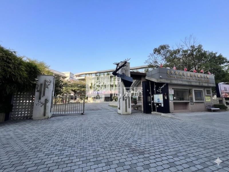 松竹國小前院透天房屋室內格局與周邊環境