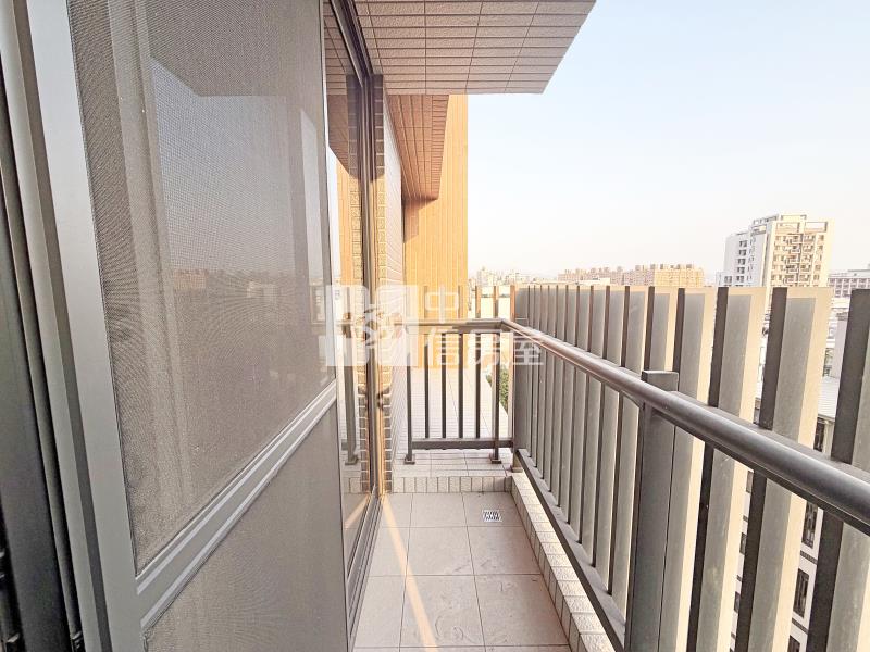 工學匯全新三房平車房屋室內格局與周邊環境