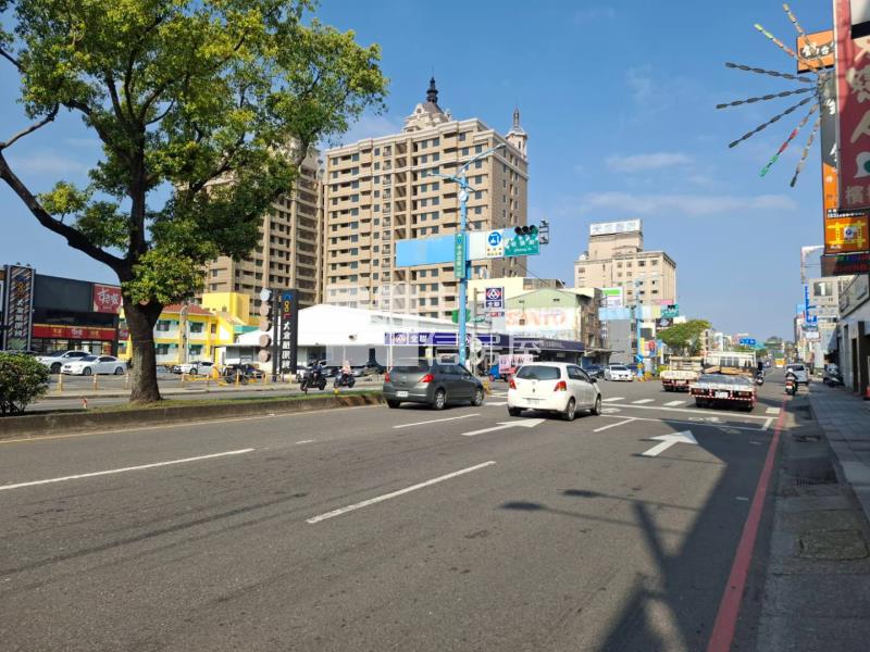 楊梅交流道大地坪透店房屋室內格局與周邊環境