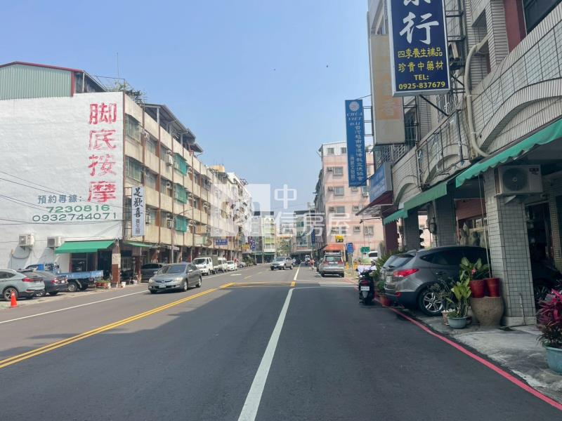 苓雅臨路透天店住房屋室內格局與周邊環境