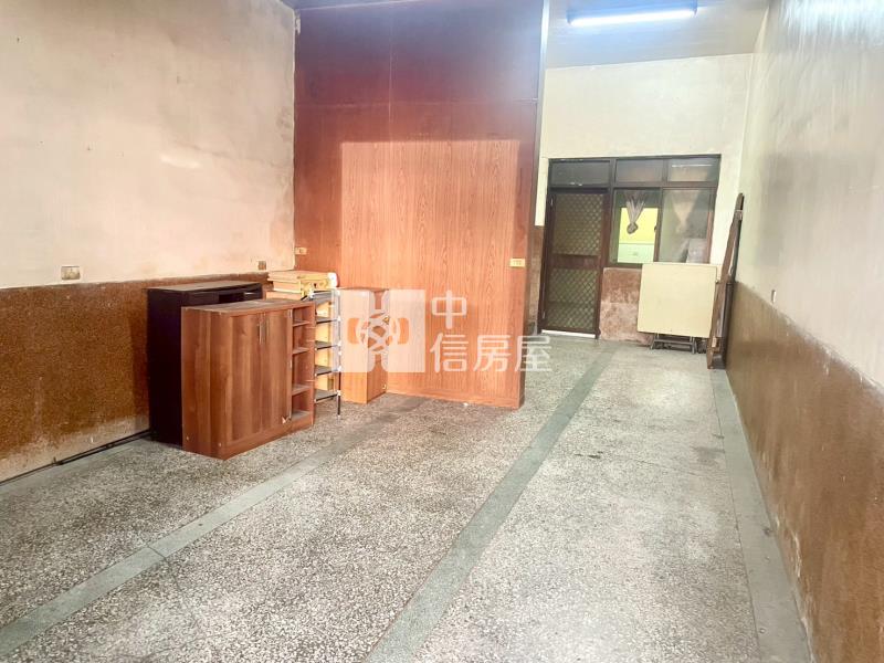 苓雅臨路透天店住房屋室內格局與周邊環境