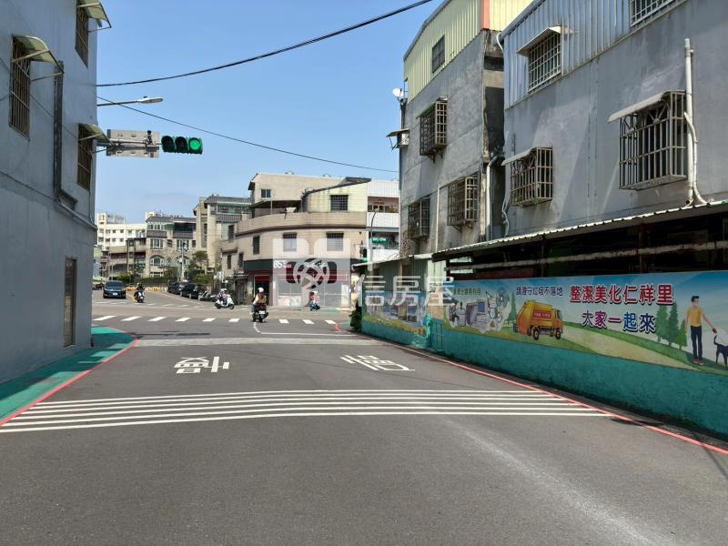 華勛市場旁電梯三房房屋室內格局與周邊環境