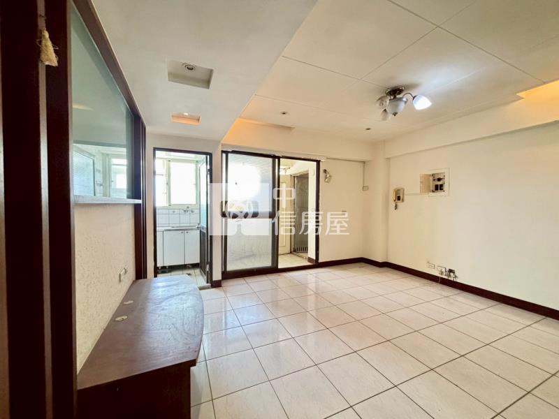 華勛市場旁電梯三房房屋室內格局與周邊環境