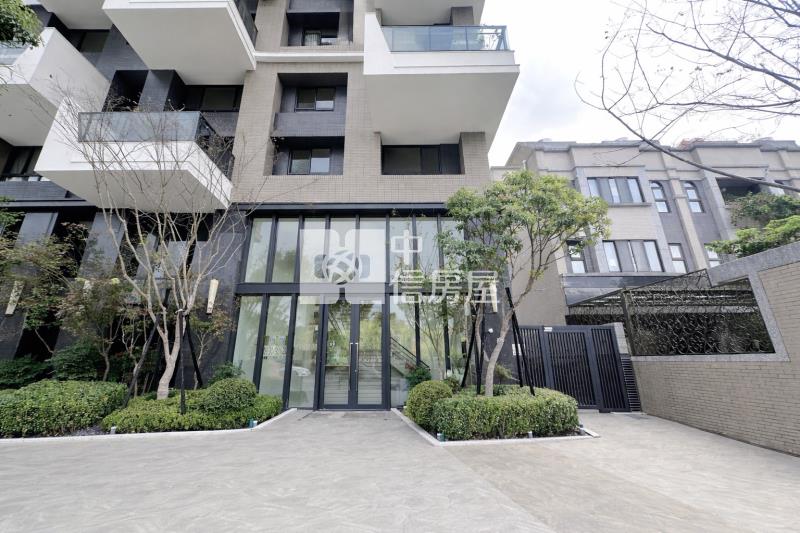 廍子祥順東路8米寬雙車金店房屋室內格局與周邊環境