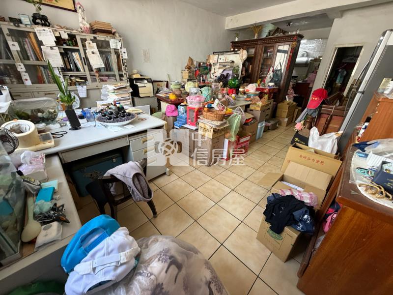 (專任)平鎮華隆街雙透天房屋室內格局與周邊環境