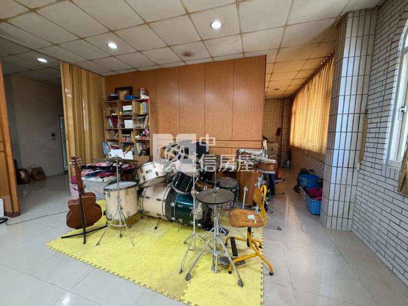 (專任)平鎮華隆街雙透天房屋室內格局與周邊環境