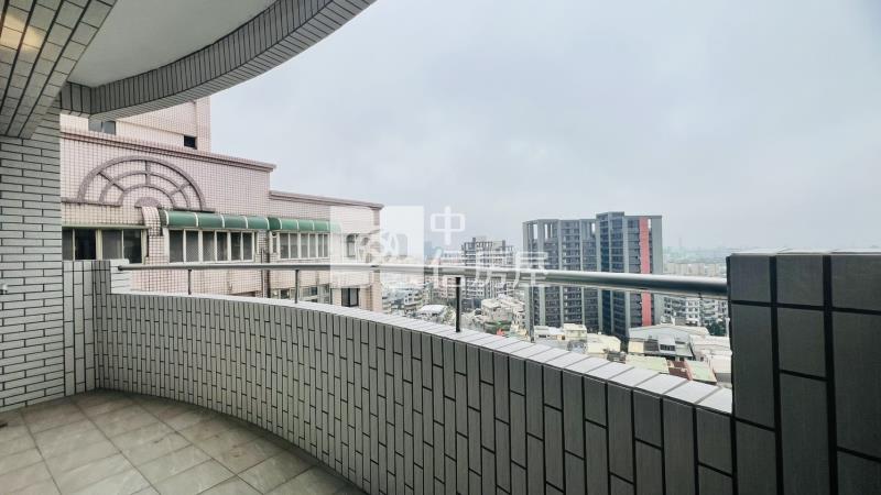 內壢高中精緻美4房房屋室內格局與周邊環境