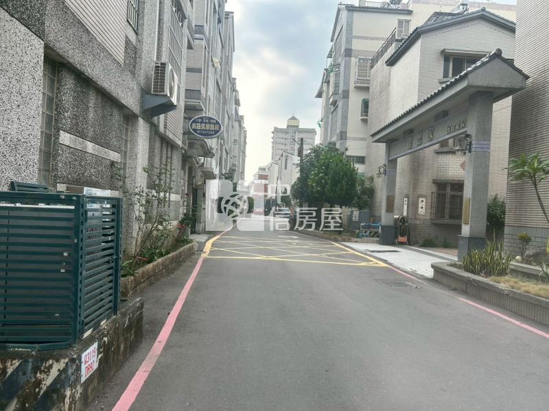 崇蘭國小前後臨路整新透天房屋室內格局與周邊環境