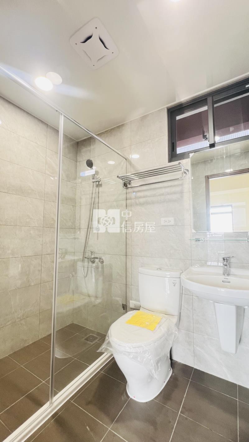 湖口長富路全新電梯透天房屋室內格局與周邊環境