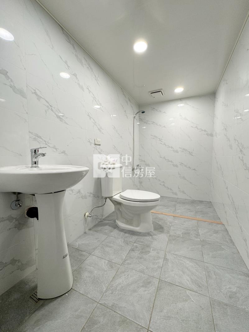 大溪交流道整新美墅房屋室內格局與周邊環境