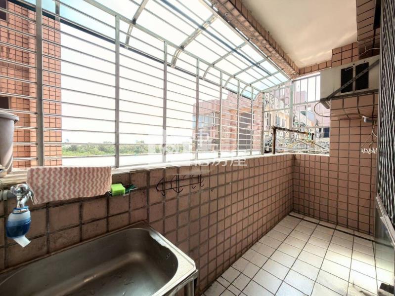 忠貞市場景觀美3房房屋室內格局與周邊環境