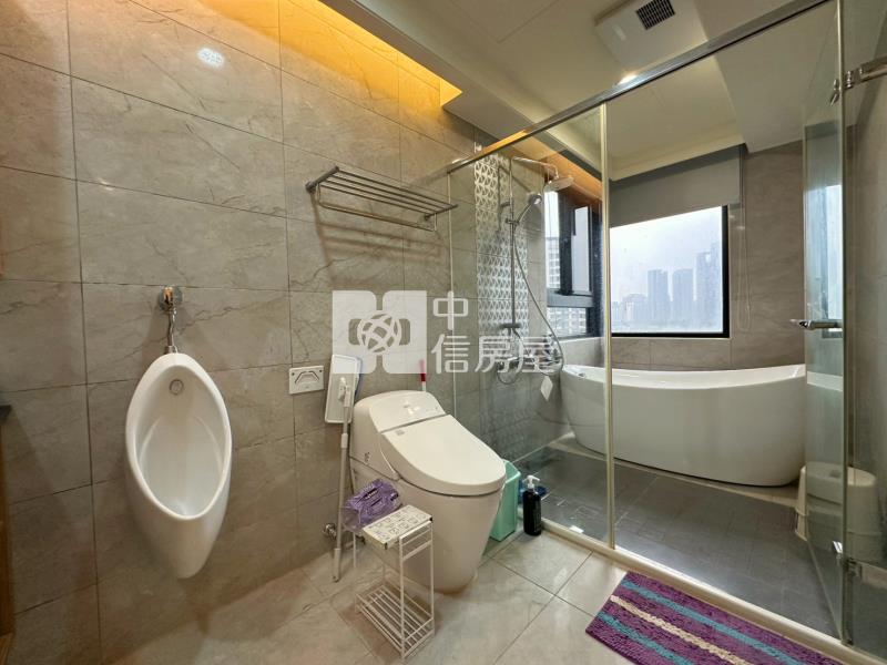 J11.宜雄大名鑄大四房雙車戶【捷運新北園區站加盟店】房屋室內格局與周邊環境