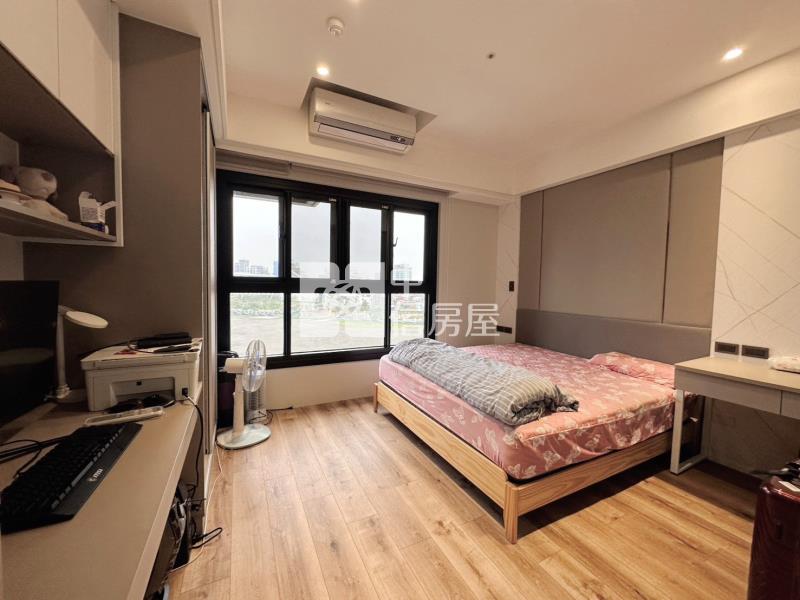 J11.宜雄大名鑄大四房雙車戶【捷運新北園區站加盟店】房屋室內格局與周邊環境