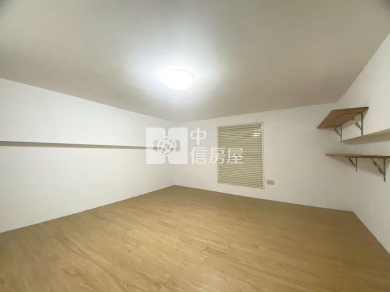 陳平國小旁低總價店面房屋室內格局與周邊環境