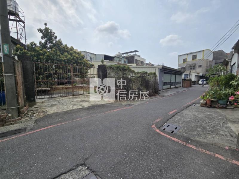 新化圓環優質建地(專)房屋室內格局與周邊環境