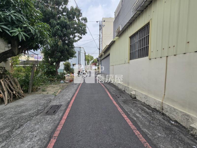 新化圓環優質建地(專)房屋室內格局與周邊環境