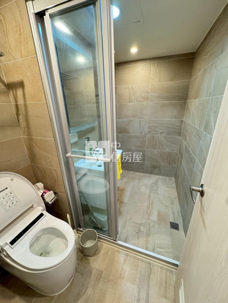 青埔A18無限景觀大2房+平車房屋室內格局與周邊環境