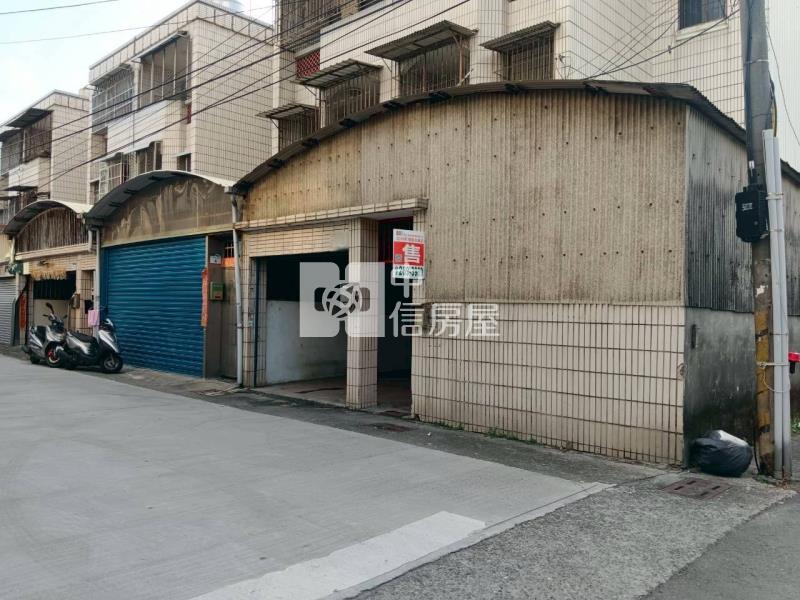 梓官三角窗大地坪車庫透天房屋室內格局與周邊環境