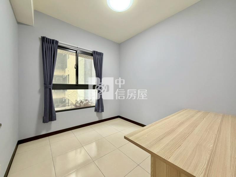 三月花見精裝大兩房B1柱邊平車房屋室內格局與周邊環境