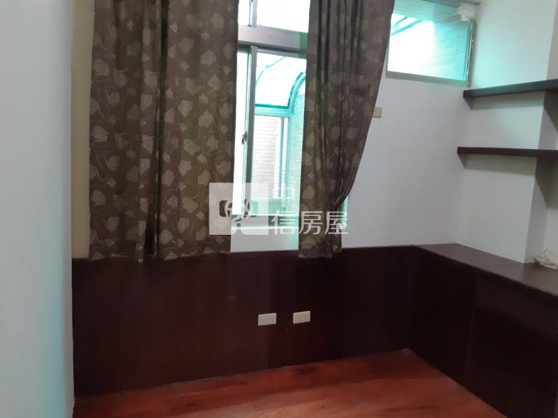 ●七堵花園電梯三房車房屋室內格局與周邊環境