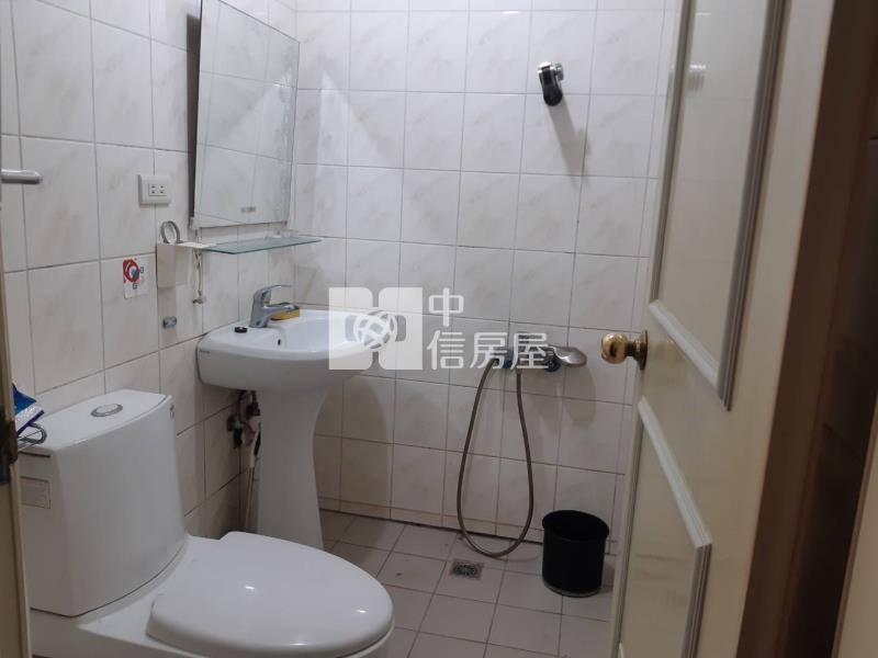 ●七堵花園電梯三房車房屋室內格局與周邊環境