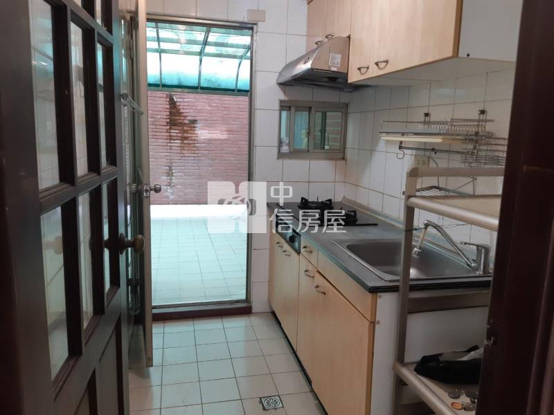 ●七堵花園電梯三房車房屋室內格局與周邊環境