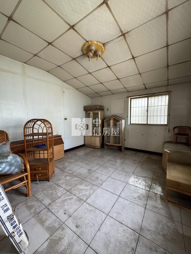 文化路尾邊間傳統透天房屋室內格局與周邊環境