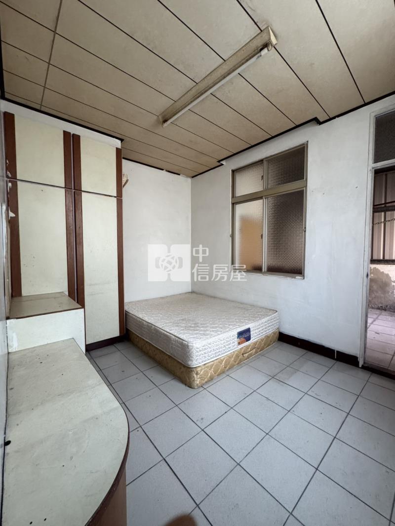 文化路尾邊間傳統透天房屋室內格局與周邊環境