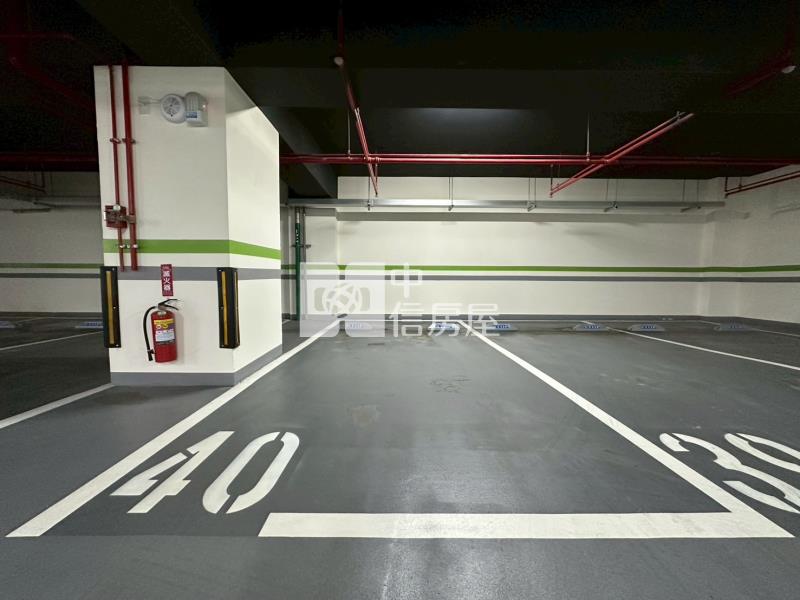 巨城景觀視野三房平車房屋室內格局與周邊環境