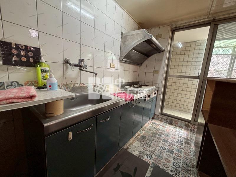 豬事圓滿公園大坪數3改2房電梯美廈房屋室內格局與周邊環境