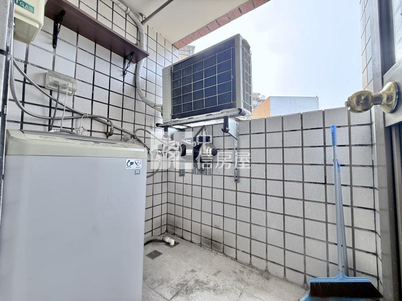 教育大學ｘ梅川綠園道ｘ衛浴開窗視野美套房ｘ有陽台房屋室內格局與周邊環境