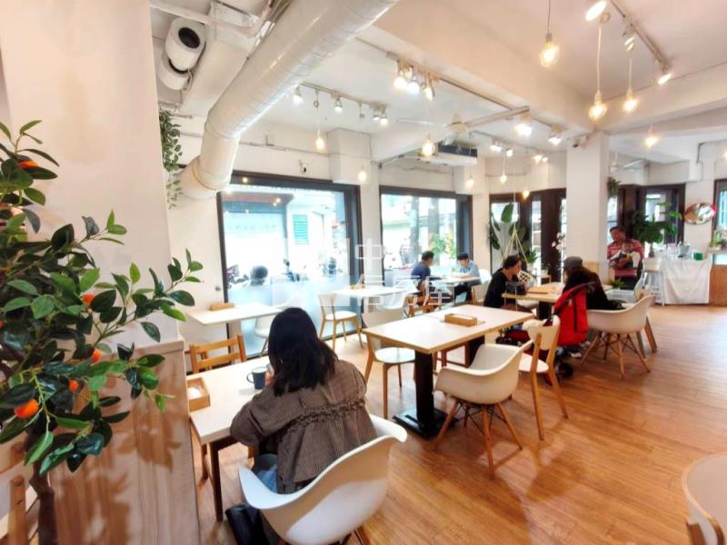 【新世紀】內壢商圈三角窗電梯透店房屋室內格局與周邊環境