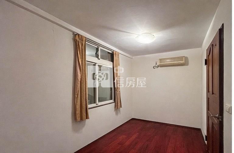 中央大學面寬透天別墅房屋室內格局與周邊環境