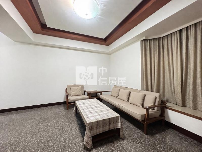 中央大學面寬透天別墅房屋室內格局與周邊環境