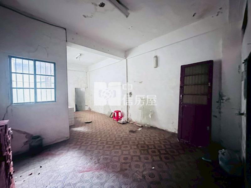 富岡市區需整理透天房屋室內格局與周邊環境