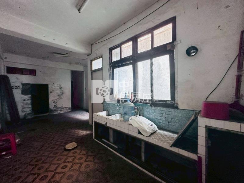 富岡市區需整理透天房屋室內格局與周邊環境