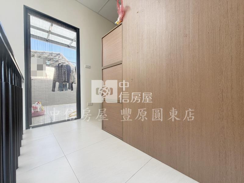 東坑社區透天房屋室內格局與周邊環境