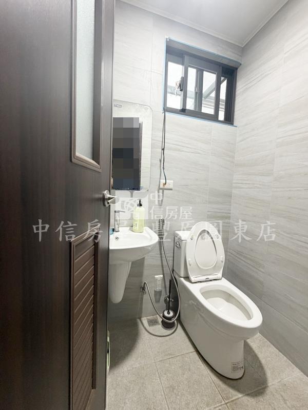 東坑社區透天房屋室內格局與周邊環境