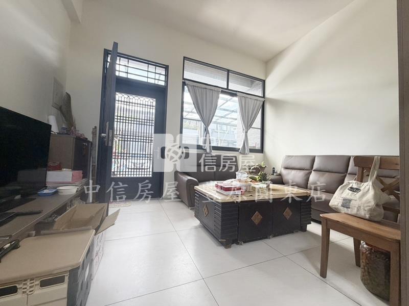 東坑社區透天房屋室內格局與周邊環境