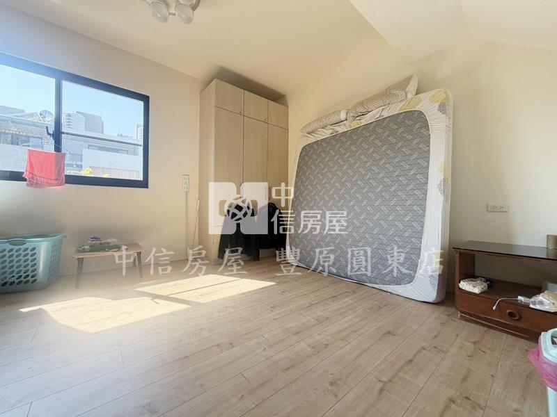 東坑社區透天房屋室內格局與周邊環境