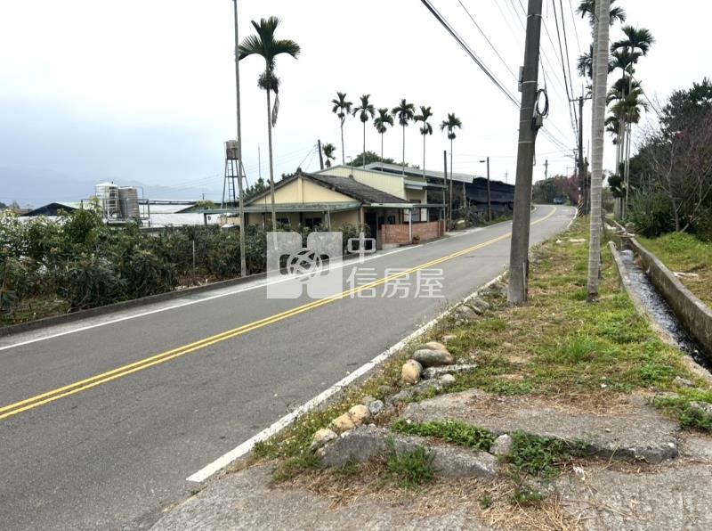 新社復盛段平坦農地（專任）房屋室內格局與周邊環境