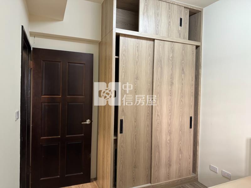 鴻築新巴黎大三房雙車超值釋出房屋室內格局與周邊環境