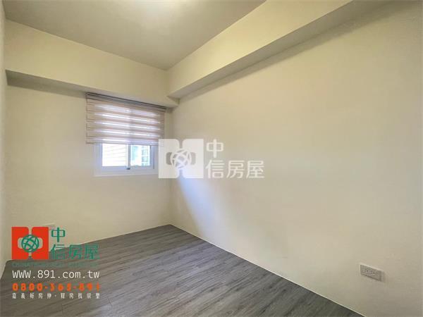 民雄國小旁車位3房房屋室內格局與周邊環境