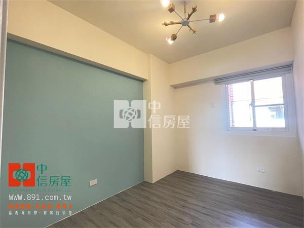 民雄國小旁車位3房房屋室內格局與周邊環境