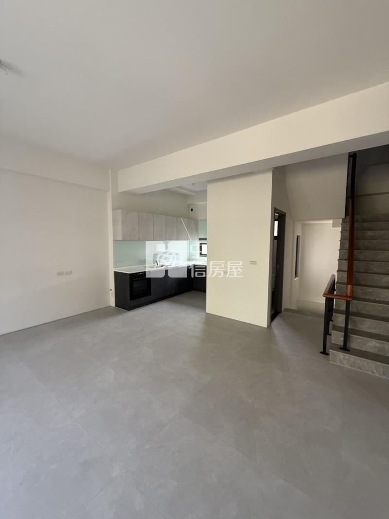 安南全新車墅2房屋室內格局與周邊環境